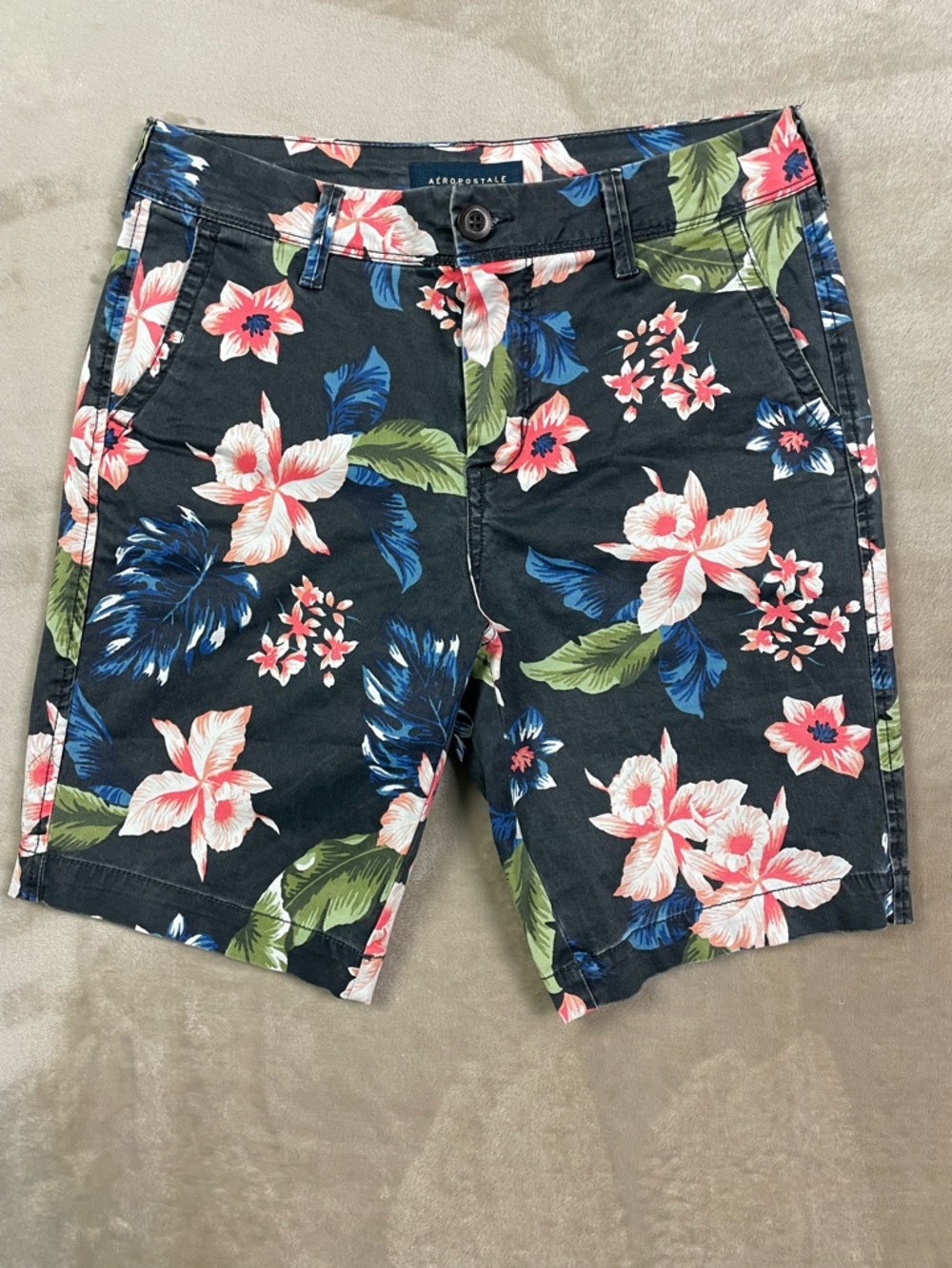 Aeropostale Shorts Men's Size 28 Washed Black Tropical Floral Chino Shorts
